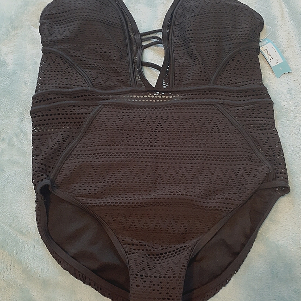 One piece swim suit